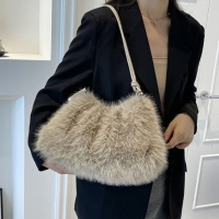 Сумка из меха