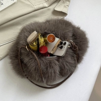 Сумка из меха