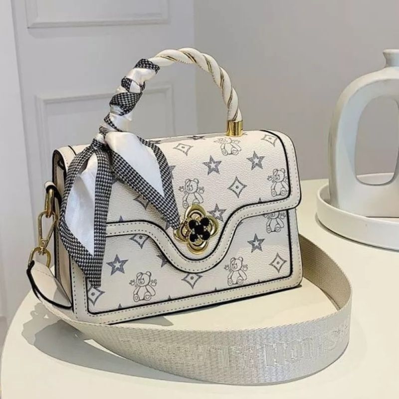 Сумка белая