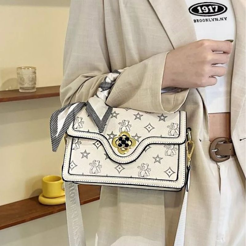 Сумка белая