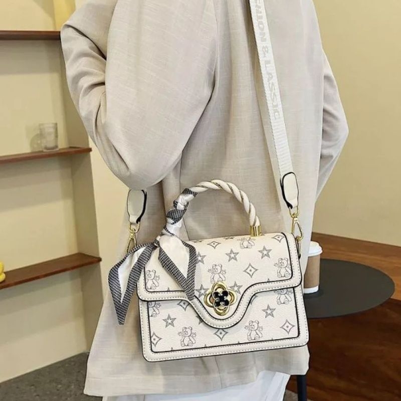 Сумка белая