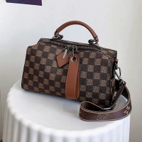 Сумка через плечо женская