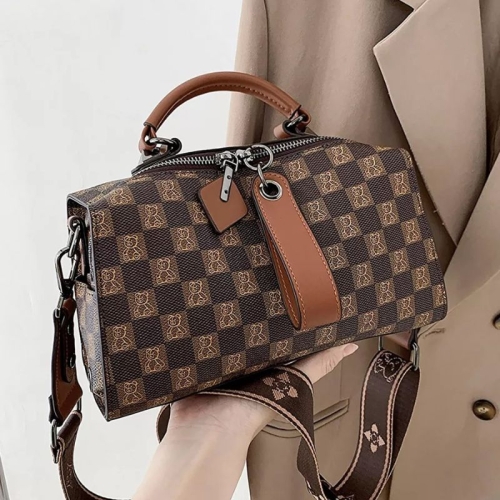 Сумка через плечо женская