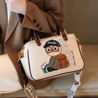 Сумка через плечо с мишкой