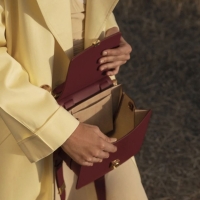 Сумка-клатч кожаная