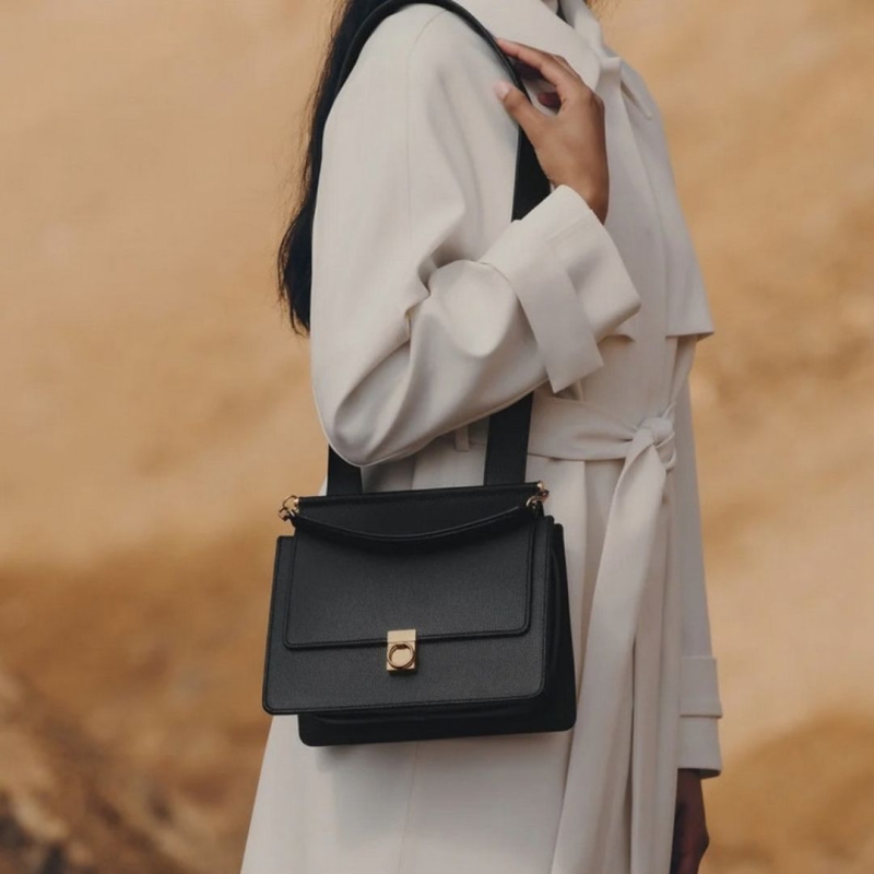 Сумка-клатч кожаная